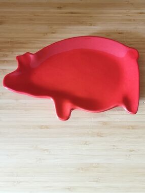 Magenta Rae Dunn Red Pig Shaped Ceramic Plate